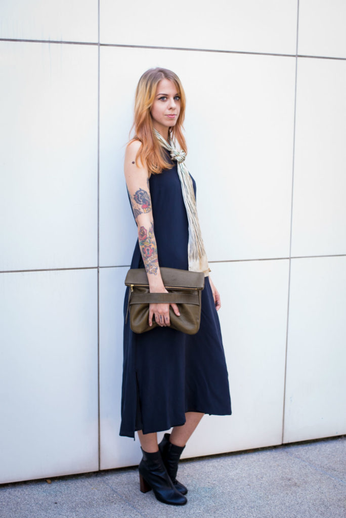 Susannah Caviness modeling a Neva Opet bag